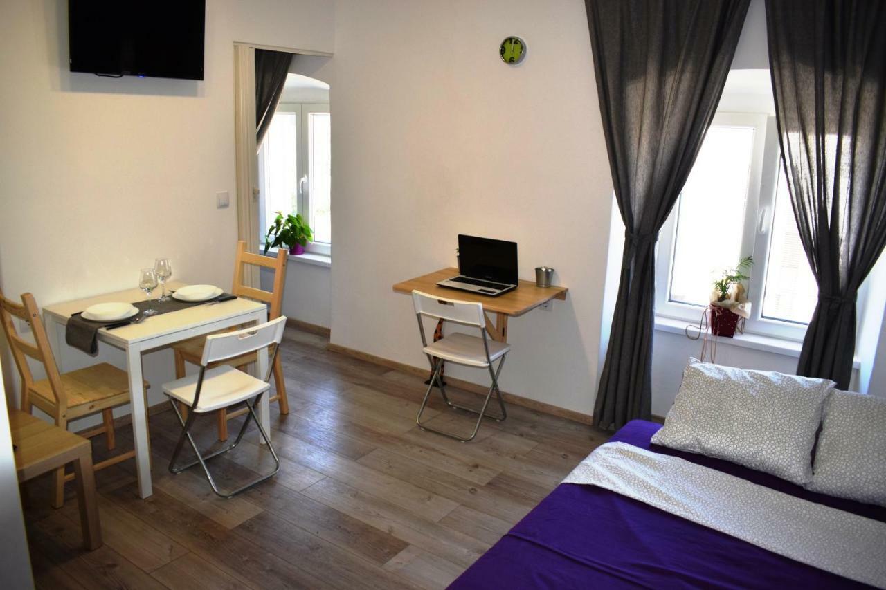 Apartman "Nicole" Pula Extérieur photo