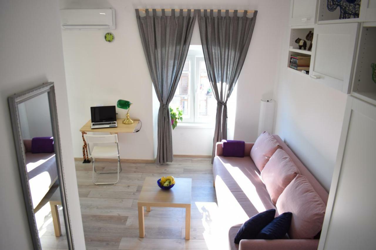 Apartman "Nicole" Pula Extérieur photo